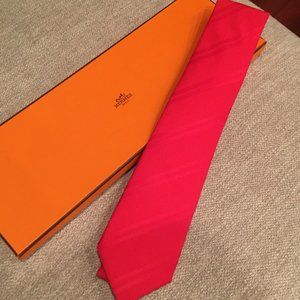 Hermes: NWOT - Red Men's Hermes Tie, Box Included!